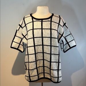 Atmosphere Black & White window pane plaid Short Sleeve chunky knit sweater 12